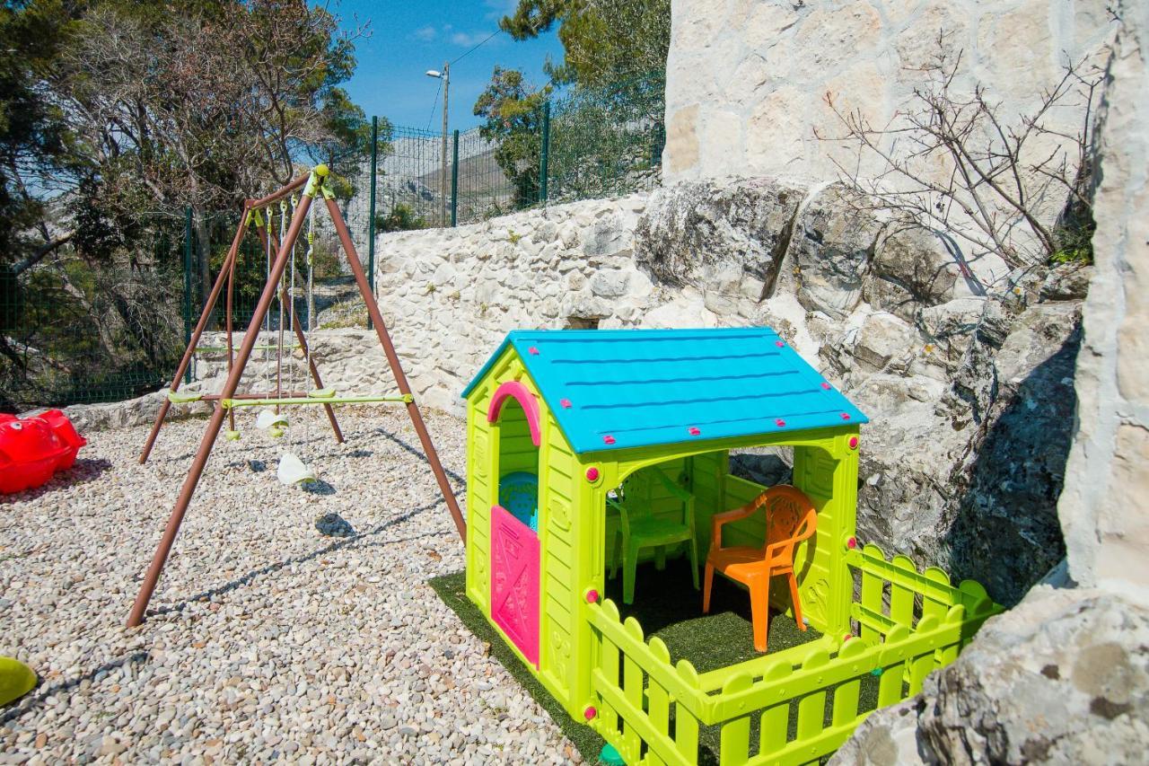Holiday Home Moliva Sitno Donje Buitenkant foto