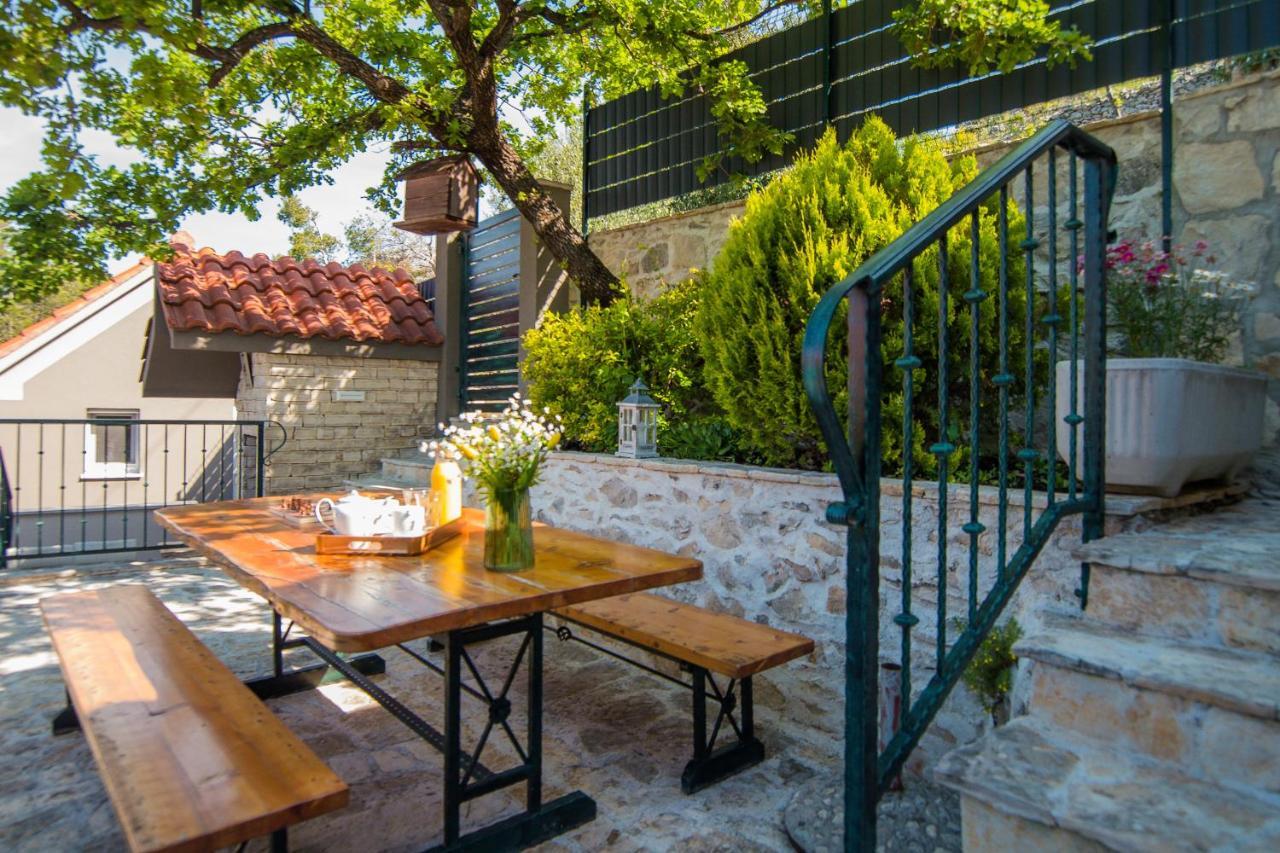 Holiday Home Moliva Sitno Donje Buitenkant foto